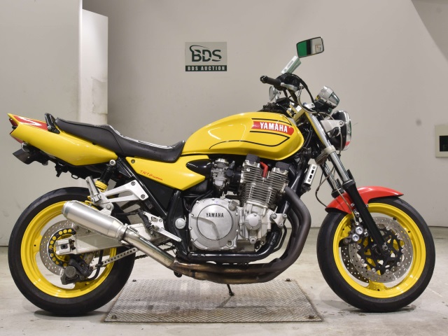 Yamaha XJR1300