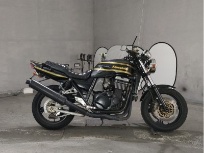 Kawasaki ZRX1100