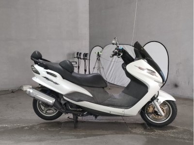 Yamaha MAJESTY 125