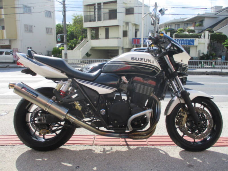 Suzuki GSX1400