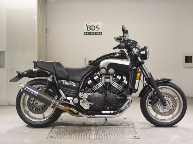 Yamaha V-MAX1200