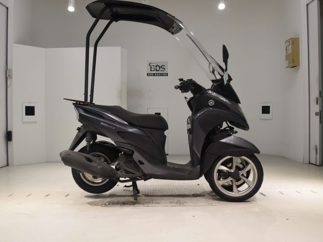 Yamaha TRICITY 125