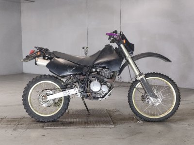 Suzuki DR250S