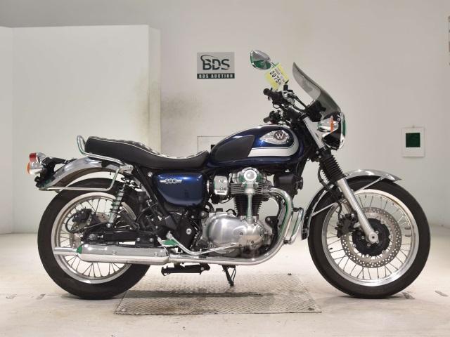 Kawasaki W800