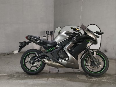 Kawasaki NINJA400