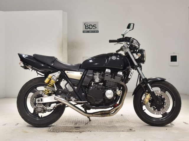 Yamaha XJR400