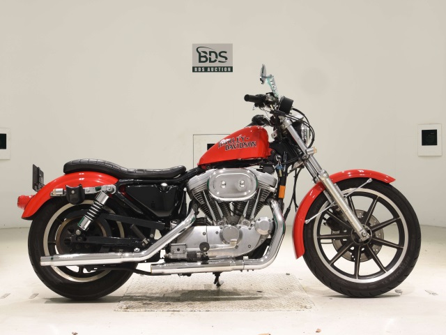 HD SPORTSTER HUGGER XLH883