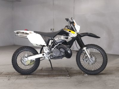 Suzuki RMX250S