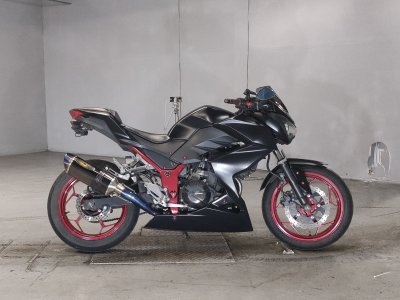Kawasaki Z250