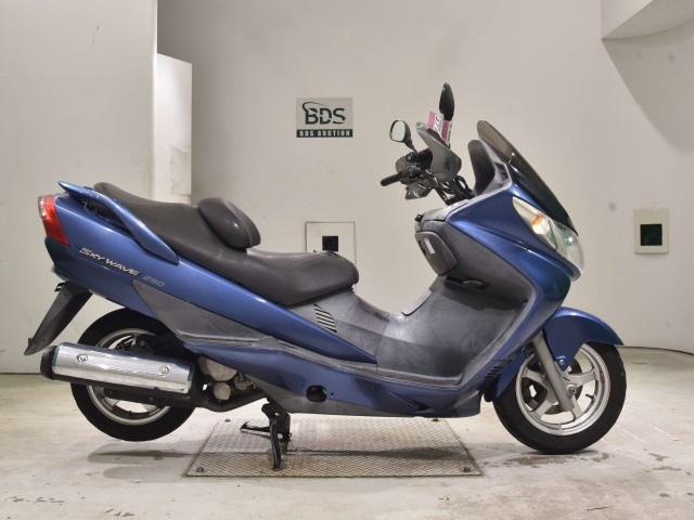 Suzuki SKYWAVE 250S