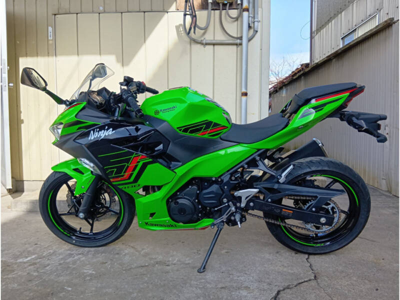 Kawasaki NINJA400A