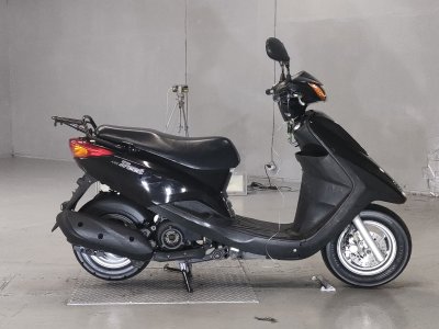 Yamaha AXIS TREAT