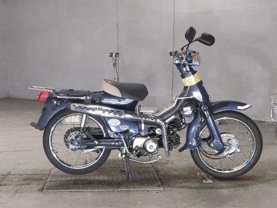 Honda SUPER CUB90