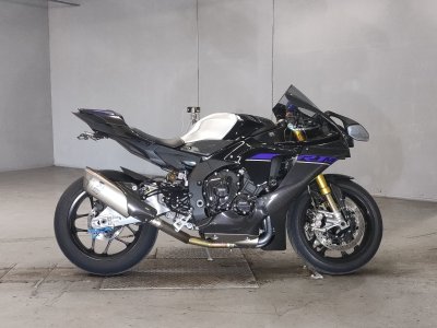 Yamaha YZF-R1M