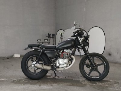 Suzuki GN125-2F