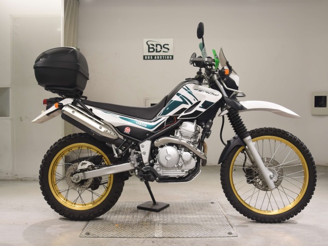 Yamaha SEROW XT250
