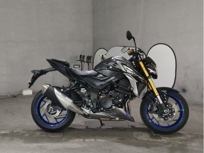 Suzuki GSX-S750