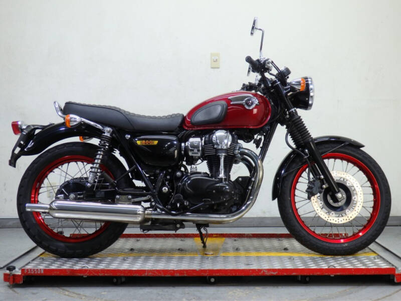 Kawasaki W800