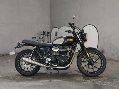 Triumph STREET TWIN 900