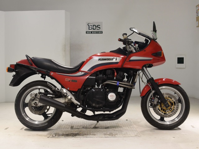 Kawasaki GPZ1100