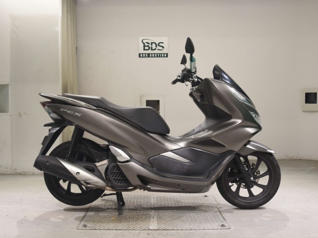 Honda PCX125-3