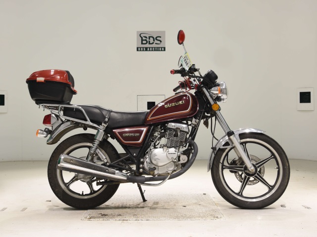 Suzuki GN125