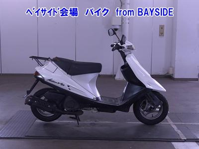 Suzuki ADDRESS V100