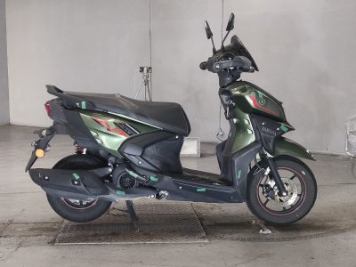 Yamaha CYGNUS RAY ZR