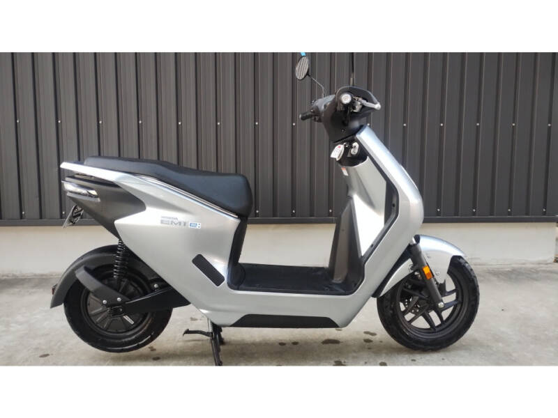 Honda EM1E:
