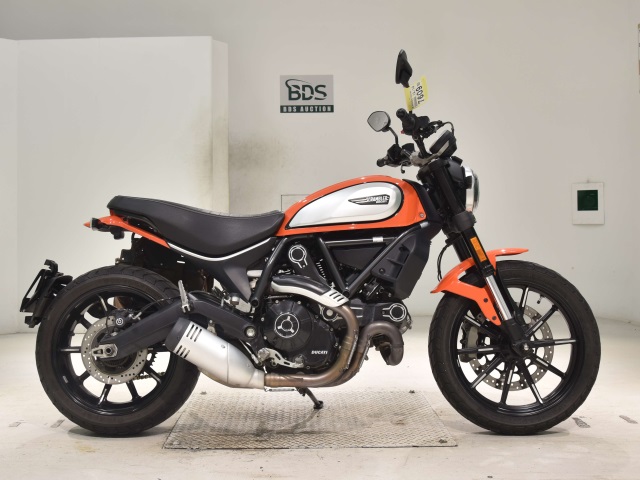 Ducati SCRAMBLER 803 ICON