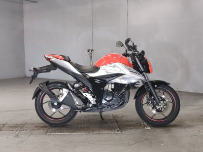 Suzuki GIXXER150