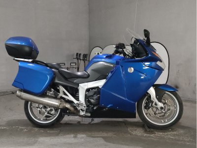 BMW K1200GT