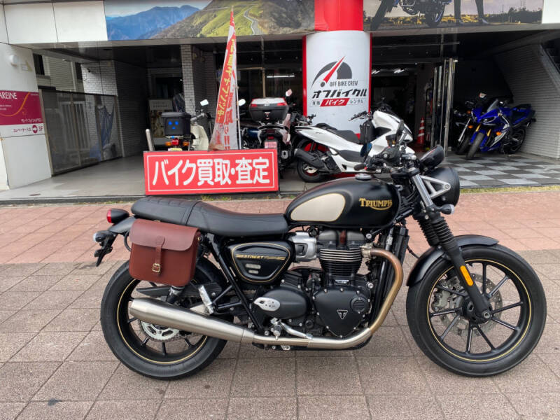 Triumph STREET TWIN