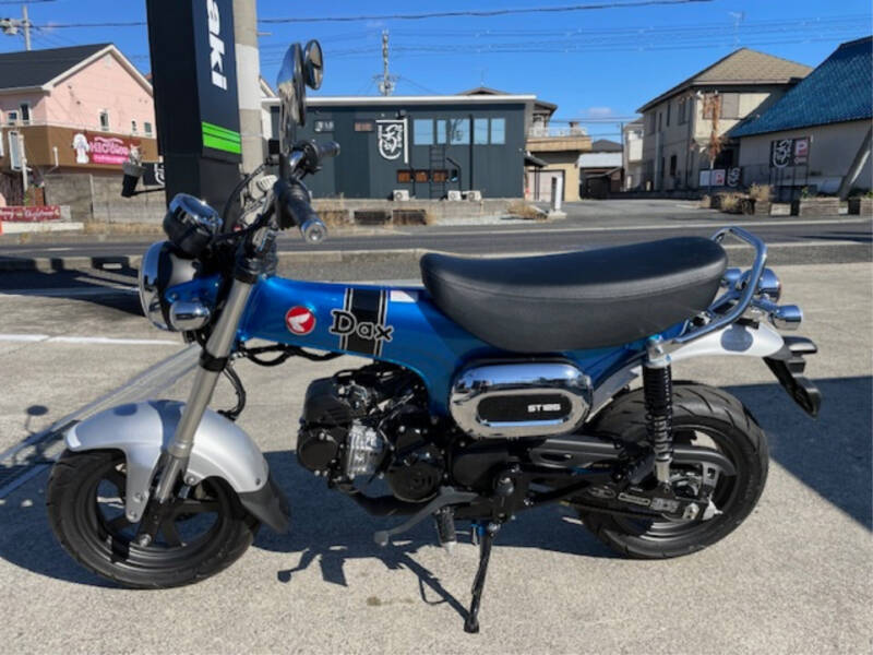 Honda DAX125
