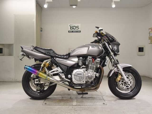 Yamaha XJR1300