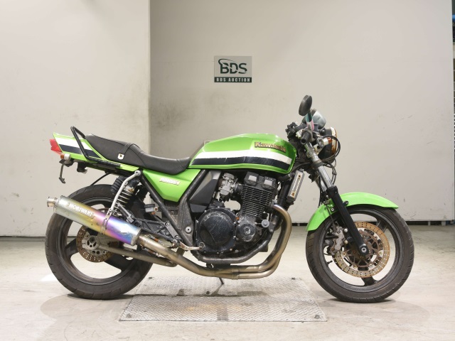 Kawasaki ZRX400
