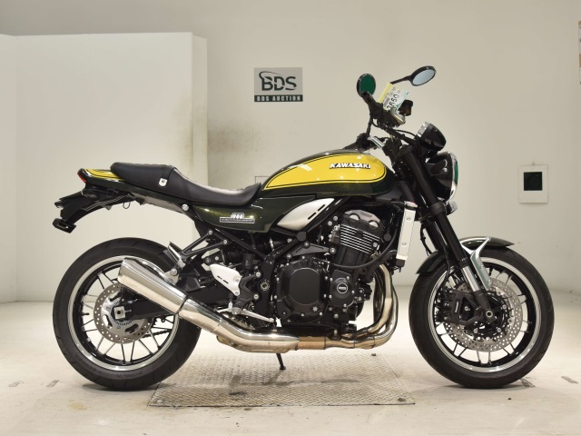Kawasaki Z900RS