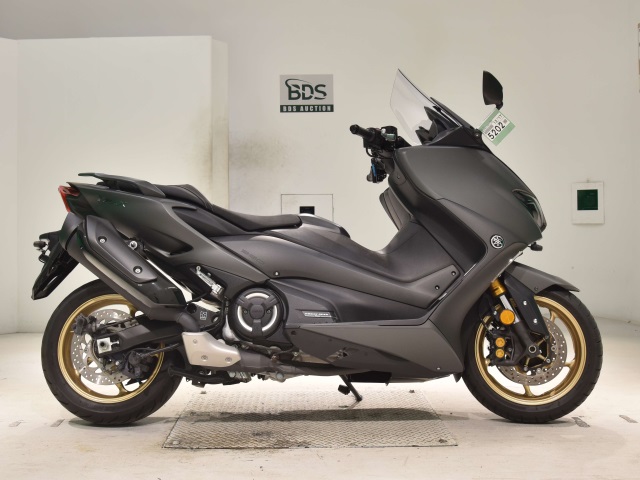 Yamaha T-MAX560T