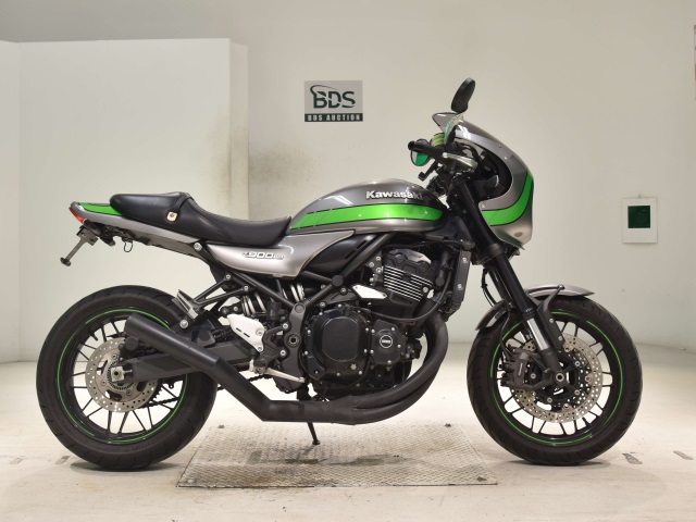 Kawasaki Z900RS CAFE
