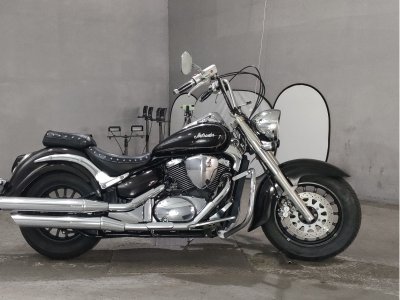 Suzuki INTRUDER 400 CLASSIC