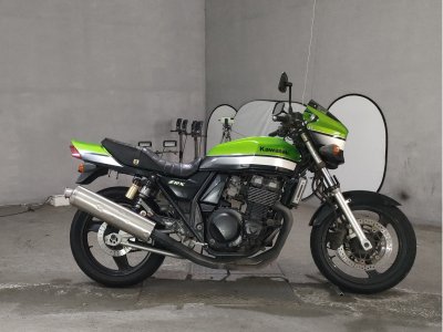 Kawasaki ZRX400