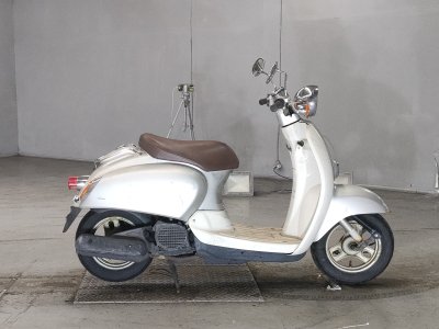 Honda GIORNO CREA