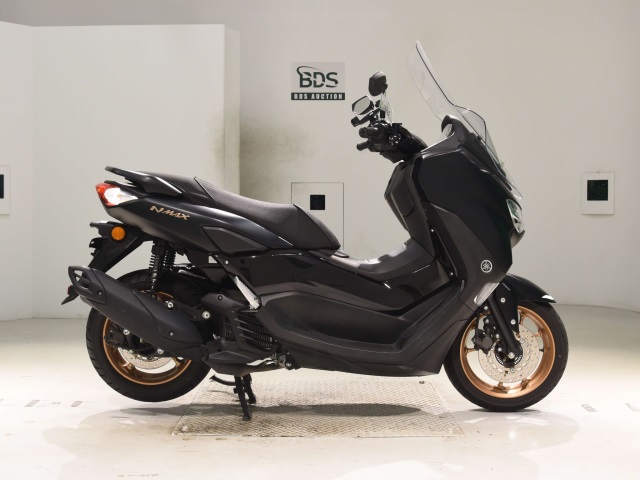 Yamaha NMAX-2