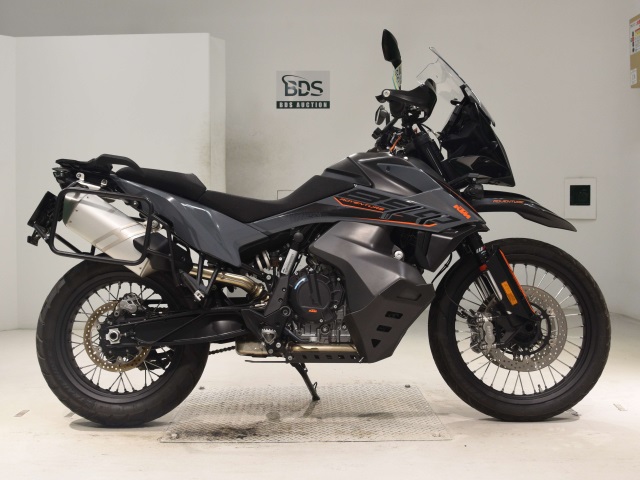 KTM 890 ADVENTURE