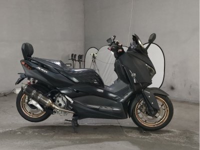 Yamaha X-MAX250