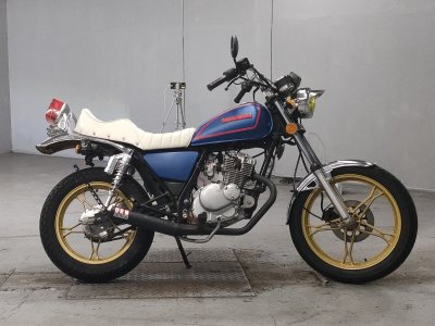 Suzuki GN125H