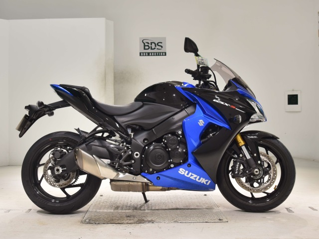 Suzuki GSX-S1000F