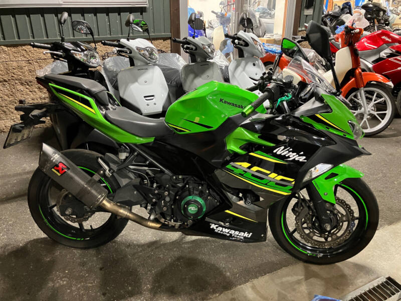 Kawasaki NINJA400