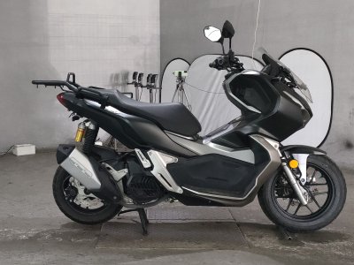 Honda ADV 150