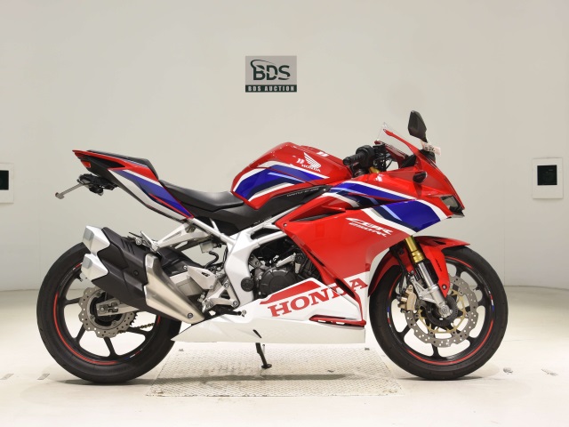 Honda CBR250RRA